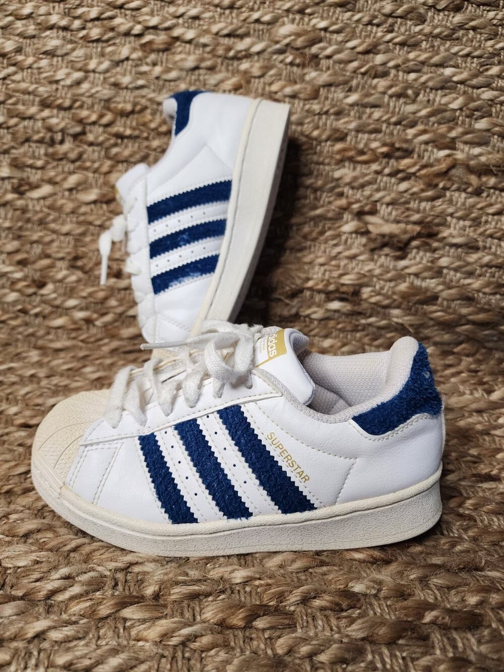 ADIDAS Kids SuperStar Shell Toe White Blue Stripes Sneaker Unisex Size 12K